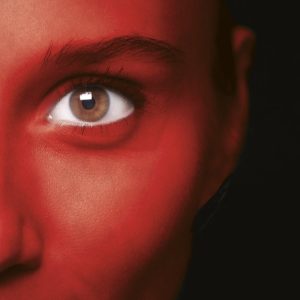 Tube de peinture pour visage. coloris rouge